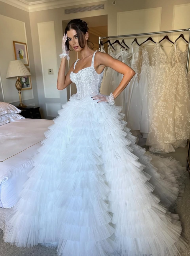 Stunning Ball Gown Spaghetti Strap Beaded Layered White Tulle Long Wedding Dress DP5837