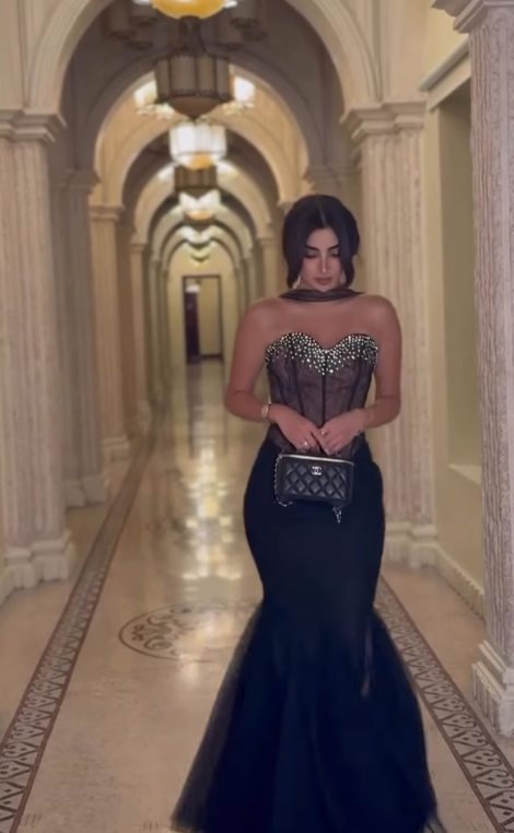 Sexy Mermaid Sweetheart Neck Beaded Black Tulle Long Prom Dress Evening Dress DP4333