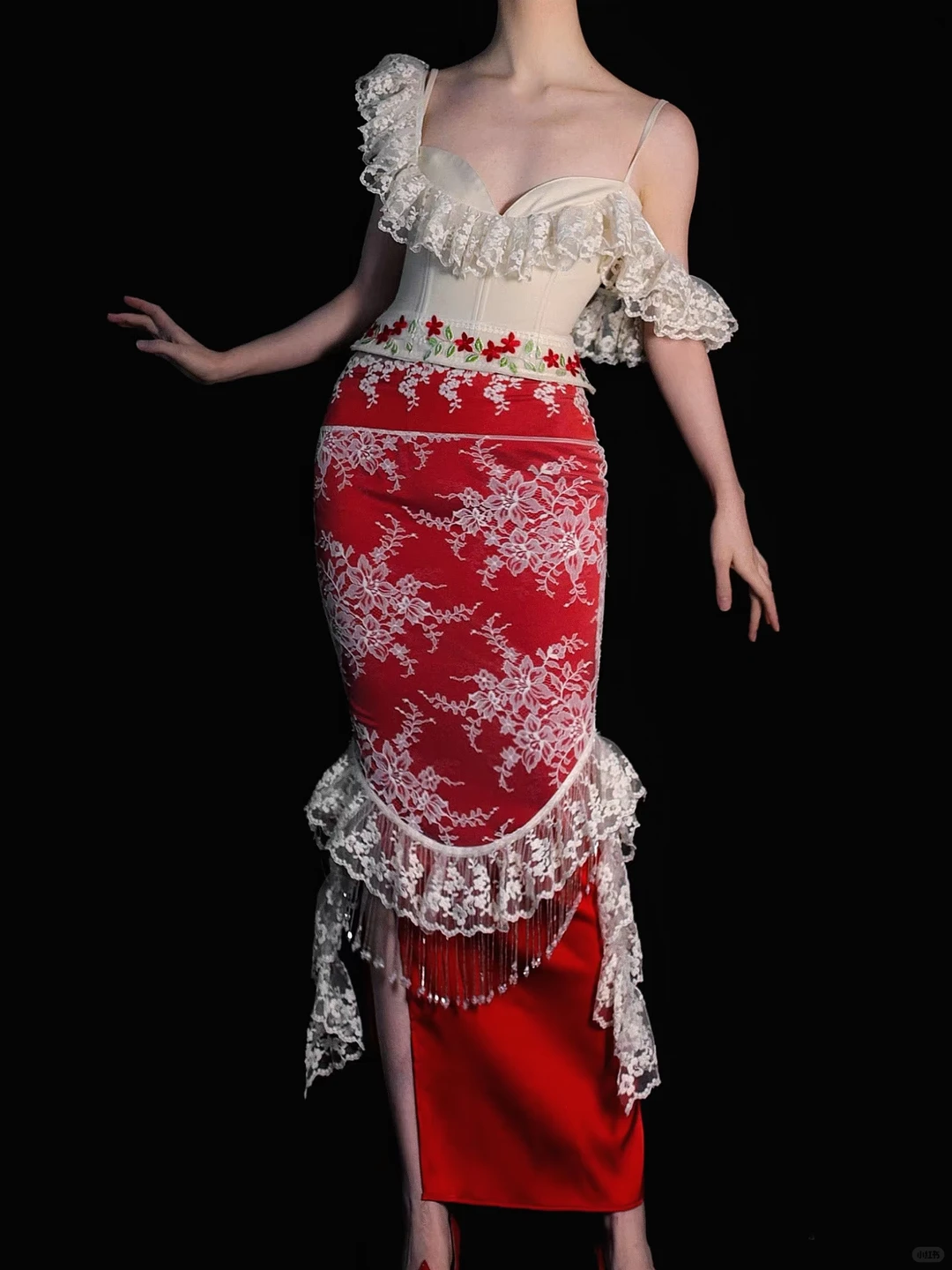 Vintage Unique Sheath Off the Shoulder Lace Beaded Red Satin Prom Dress Evening Dress DP6467