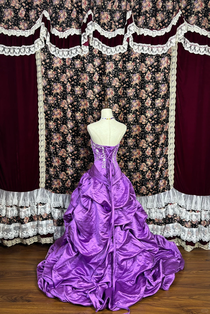 Vintage Purple Ball Gown Strapless White Appliques Satin Prom Dress Sweet 16 Dress DP5655