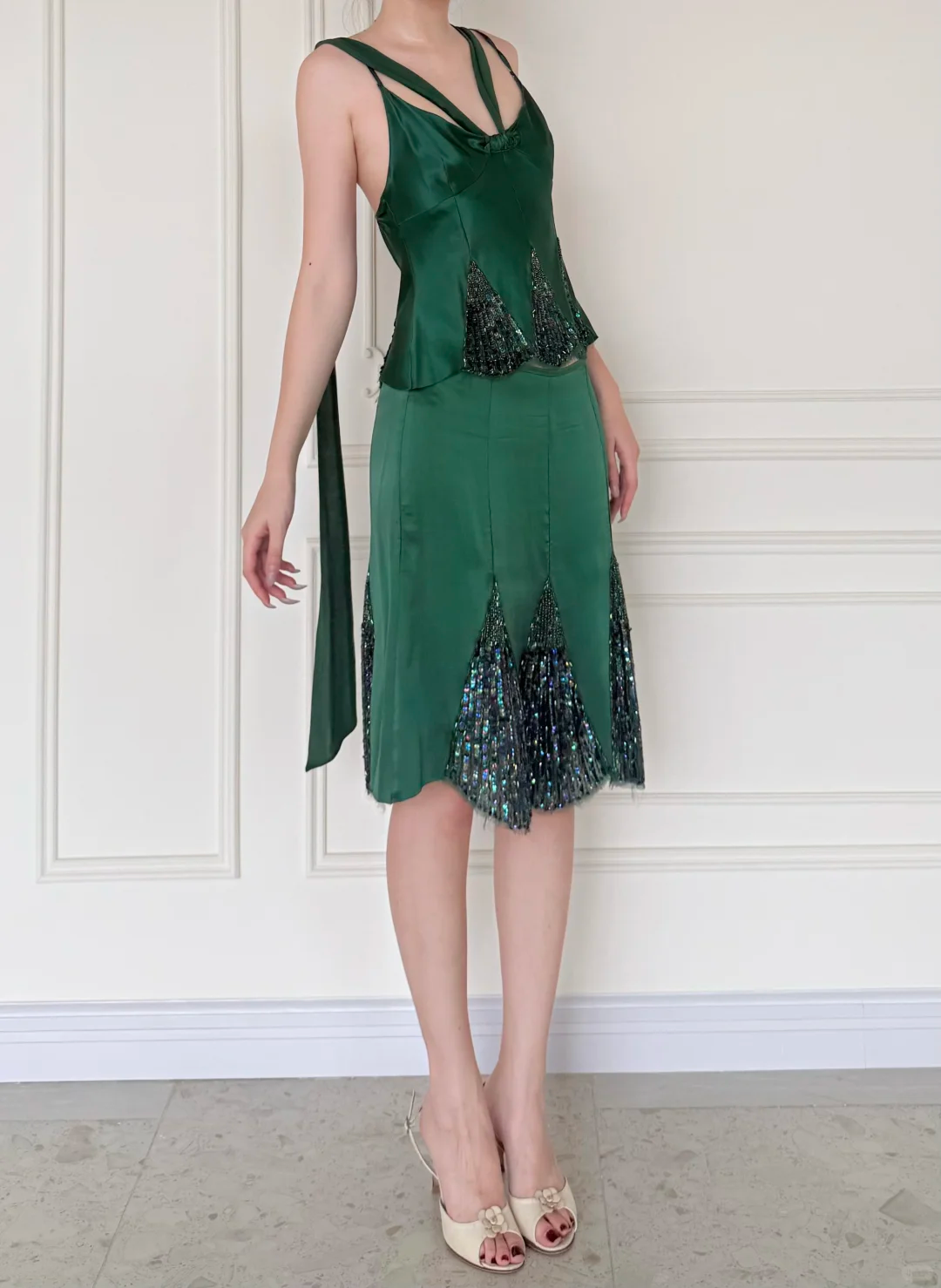 Vintage Two Piece Exquisite Beaded Emerald Satin Short Prom Dress Homecoming Dress DP5162