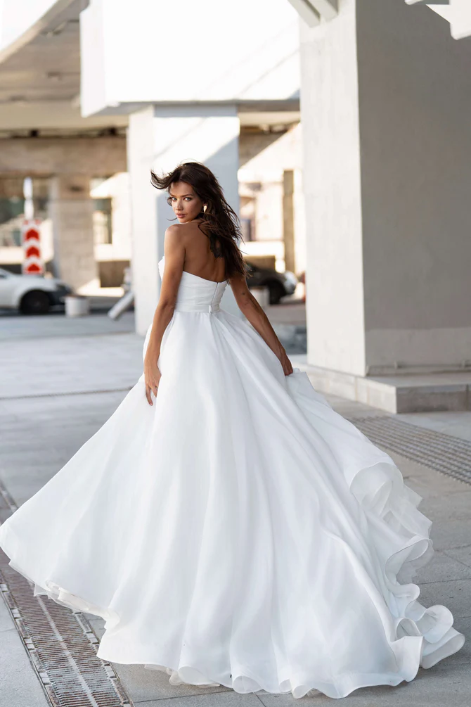 Stunning A Line Sweetheart Neck Pearl White Organza Prom Dress Wedding Dress DP3889