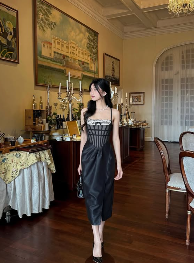 Cute A Line Spaghetti Strap Corset Black Satin Prom Dress 16th Birthday Dress DP3971