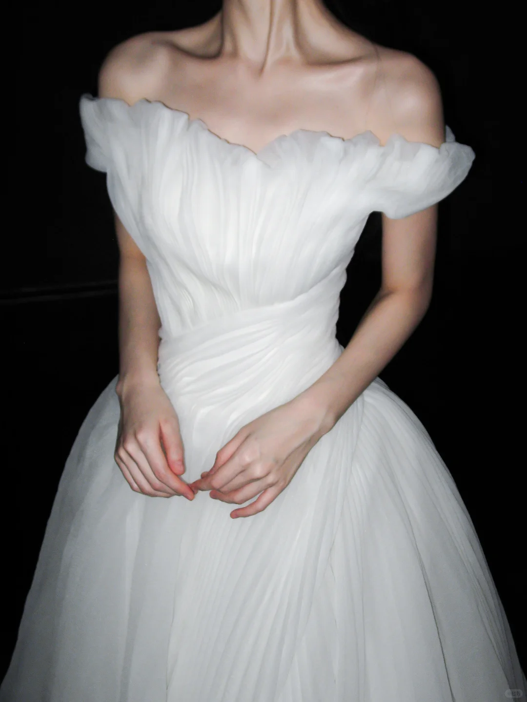 Dreamy Flowy Ball Gown Off the Shoulder White Tulle Long Wedding Dress DP6362