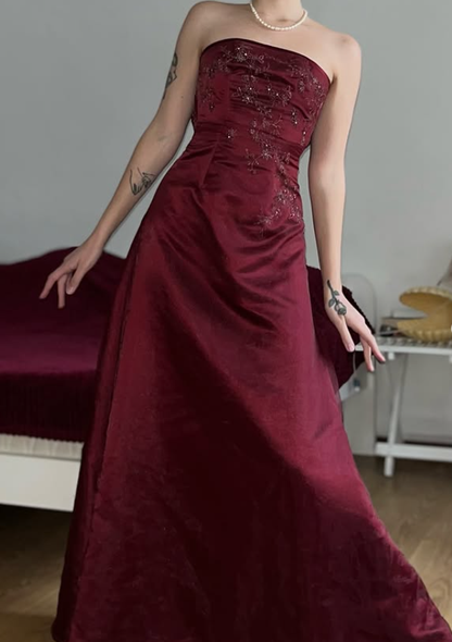 Vintage A Line Strapless Exquisite Beaded Burgundy Satin Prom Dress Evening Dress DP5723