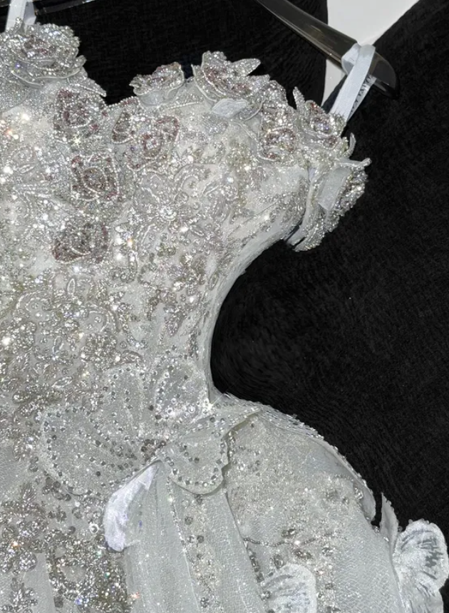 Stunning Shiny Ball Gown Sequin Beaded Tulle Prom Dress Graduation Prom Dress DP5048