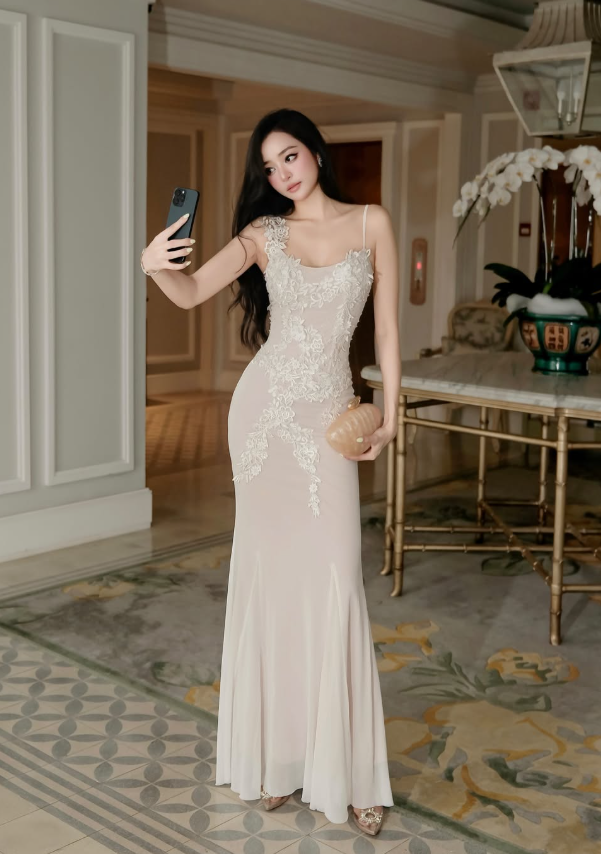 Beige Sheath Spaghetti Straps Lace Appliques Chiffon Prom Dress Evening Dress DP5926