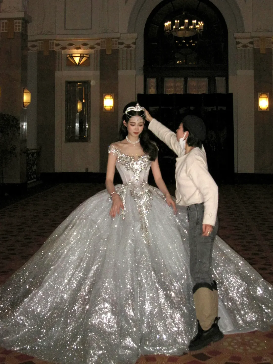 Elegant Ball Gown Off the Shoulder Beaded Silver Sequin White Tulle Prom Dress Wedding Dress DP4244