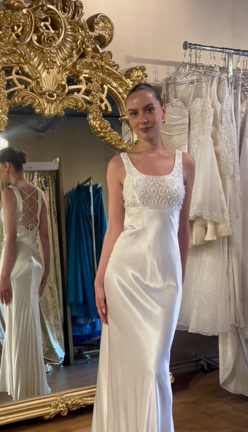 Vintage 1950s Sheath Strap Beaded Satin Backless Wedding Dress DP5216