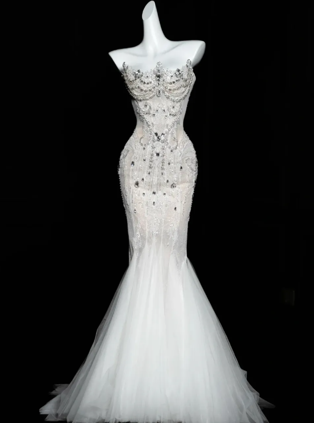 Charming Mermaid Strapless Rhinestone White Tulle Long Prom Dress DP2751