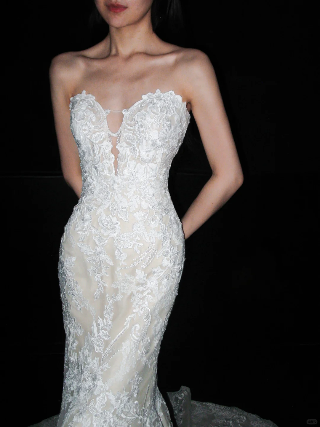 Elegant Sheath Sweetheart Neck White Lace Long Wedding Dress DP6373
