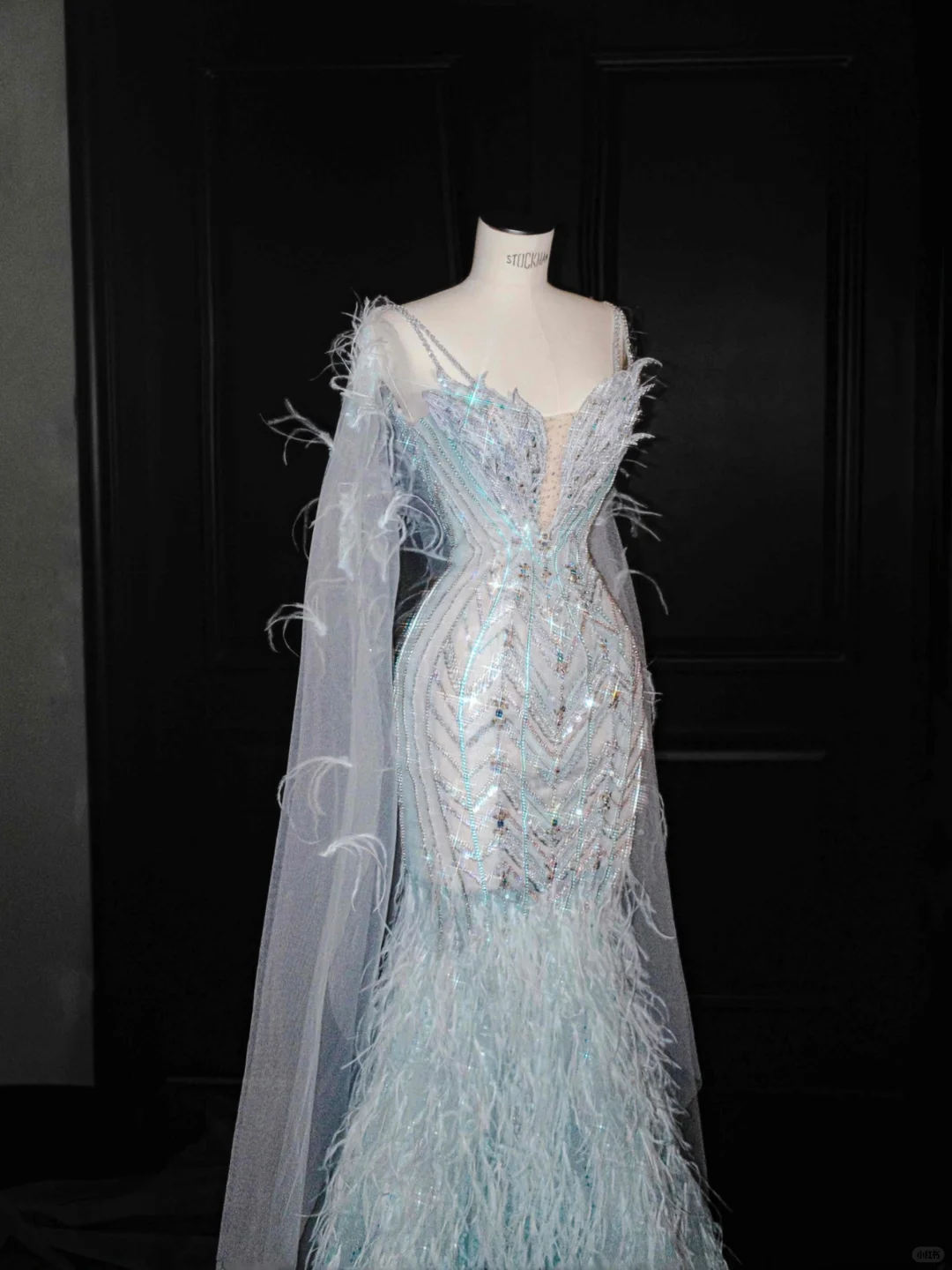 Pretty Mermaid Spaghetti Strap Blue Feather Sequin Prom Dress Party Dress DP2686