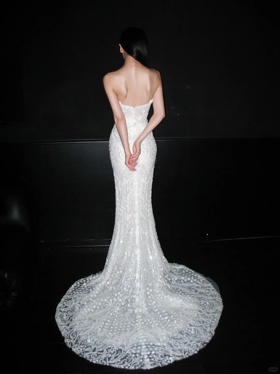 Luxurious Mermaid Sweetheart Neck White Beaded Sequin Tulle Long Wedding Dress DP8120