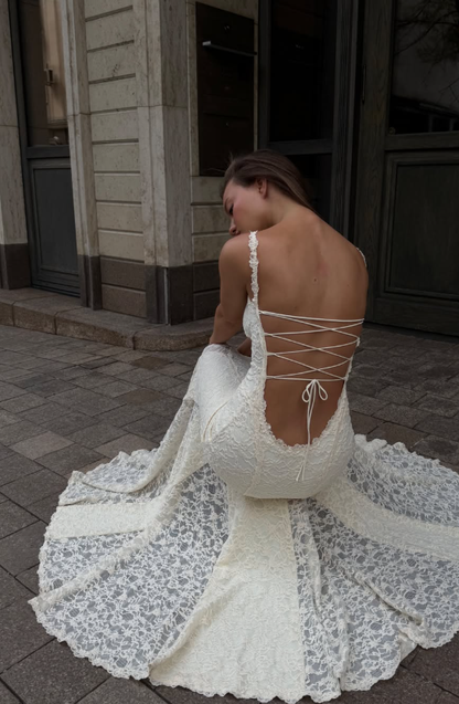 Romantic Mermaid Spaghetti Strap Ivory Lace Prom Dress Evening Dress DP7821
