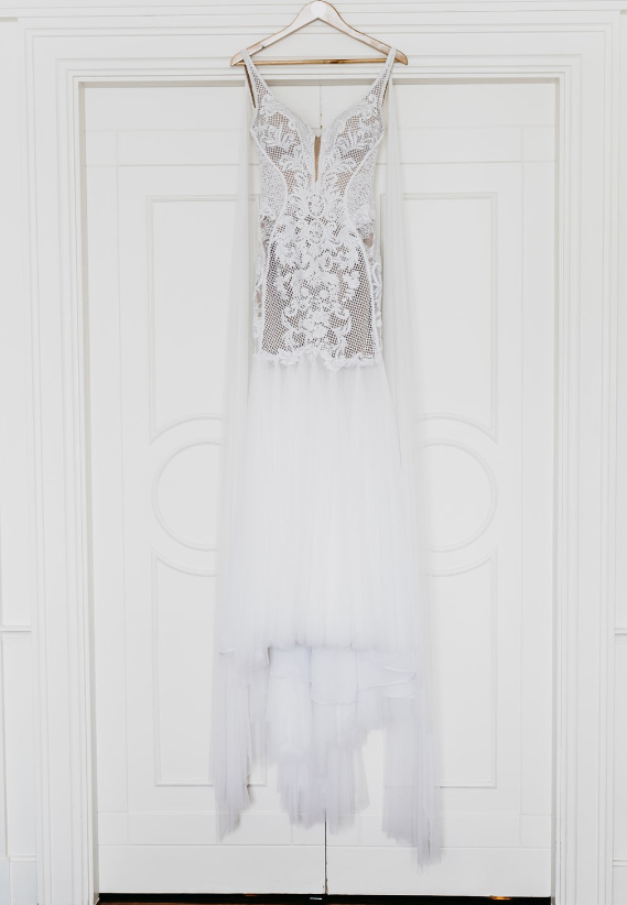Sexy Mermaid Spaghetti Strap Lace Tulle Long Sweep Wedding Dress DP1805
