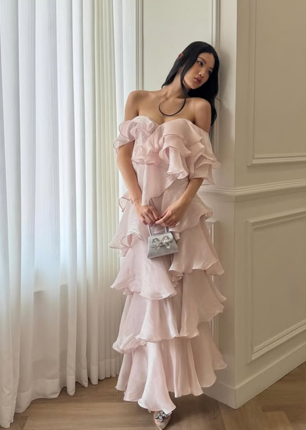 Gentle Light Pink A Line V Neck Layered Satin Prom Dress Evening Dress DP5779