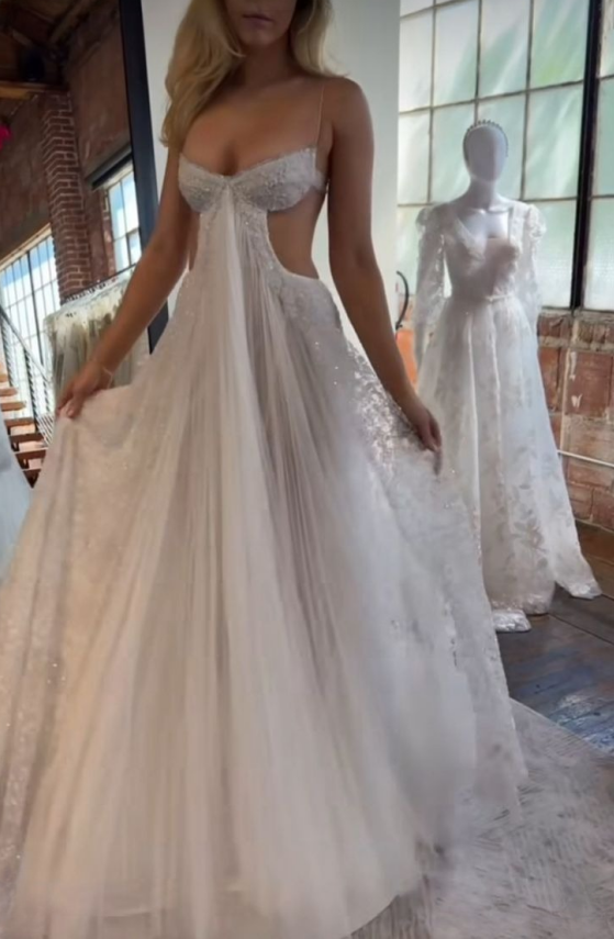 White Exquisite Beaded A Line Spaghetti Strap Tulle Long Prom Dress Wedding Dress DP2923