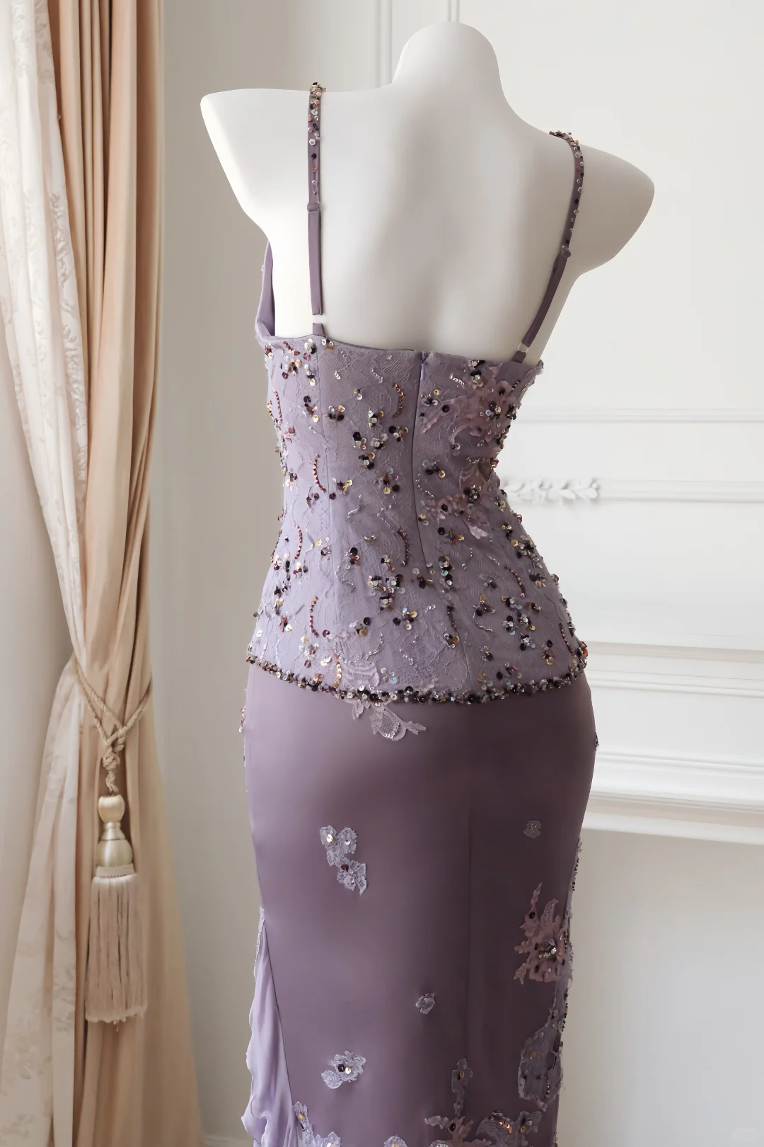 Vintage Purple Sheath V Neck Embroidery Satin Short Prom Dress Homecoming Dress DP5440