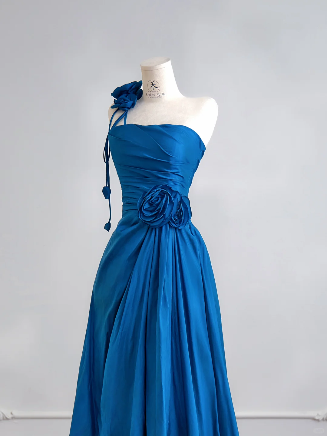 Classic Blue Ball Gown One Shoulder Floral Satin Prom Dress Wedding Guest Dress DP3877