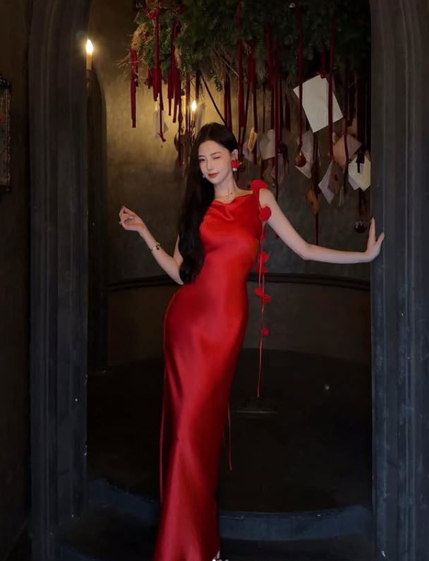 Charming Red Sheath Floral Satin Backless Prom Dress Evening Dress DP5270
