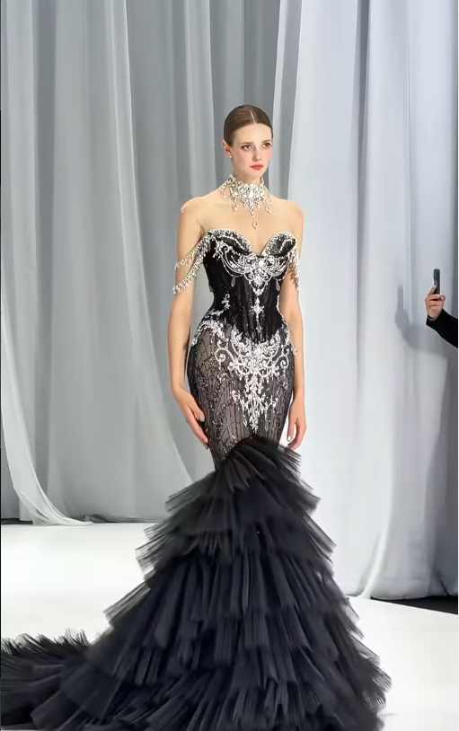High-class Mermaid Sweetheart Neck Beaded Lace Black Tulle Prom Dress Evening Dress DP6622