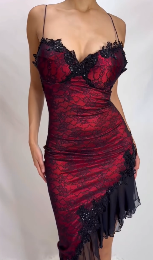 Sexy Vintage Sheath Straps Red Satin Black Lace Short Homecoming Dress DP5159