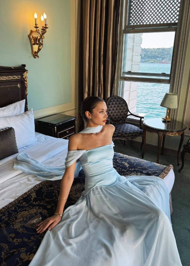 Elegant Baby Blue A Line Off the Shoulder Chiffon Satin Prom Dress Evening Dress Formal Dress DP3211