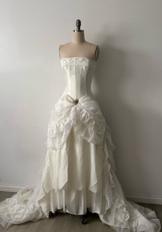 1960s A Line Strapless Ivory Chiffon Lace Satin Wedding Dress DP5292