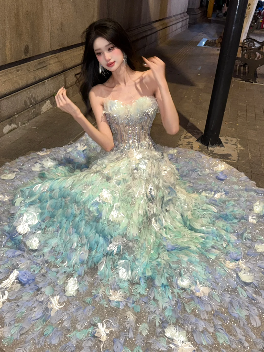 Stunning Ball Gown Strapless Blue Green Ombre Feather Tulle Prom Dress 16th Birthday Dress DP4241
