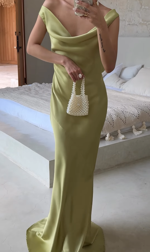 Elegant Simple Sheath Straps Green Satin Open Back Long Graduation Prom Dress DP4879