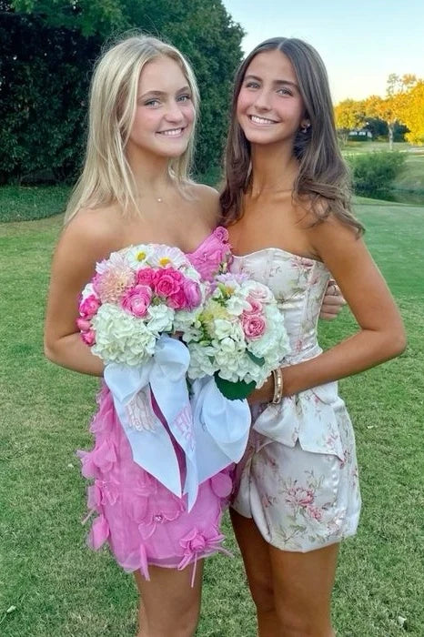 Cute Sheath Strapless Pink Short Homecoming Dress with Appliques DP7285