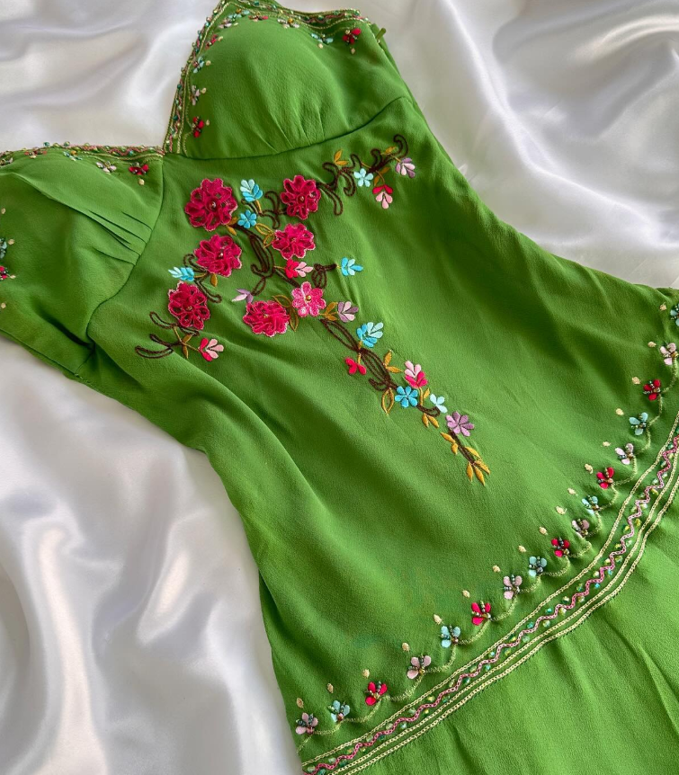 Vintage Dark Green A Line Straps Colorful Embroidered Floral Chiffon Short Homecoming Dress Outfits DP5084