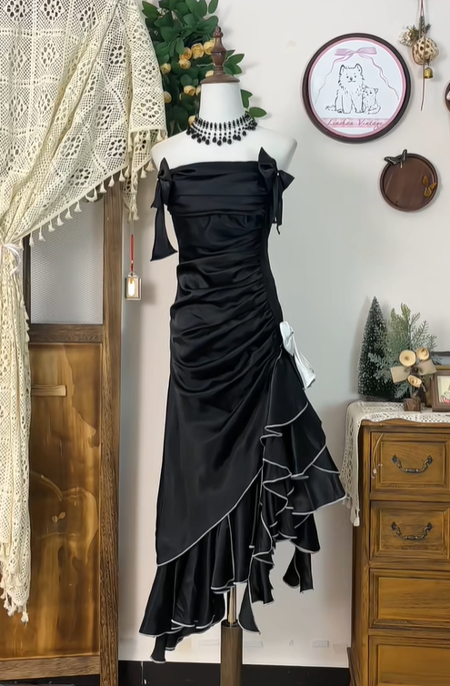 Vintage A Line Strapless Ruffle Bow Black Satin Party Dress Wedding Guest Dress DP2496