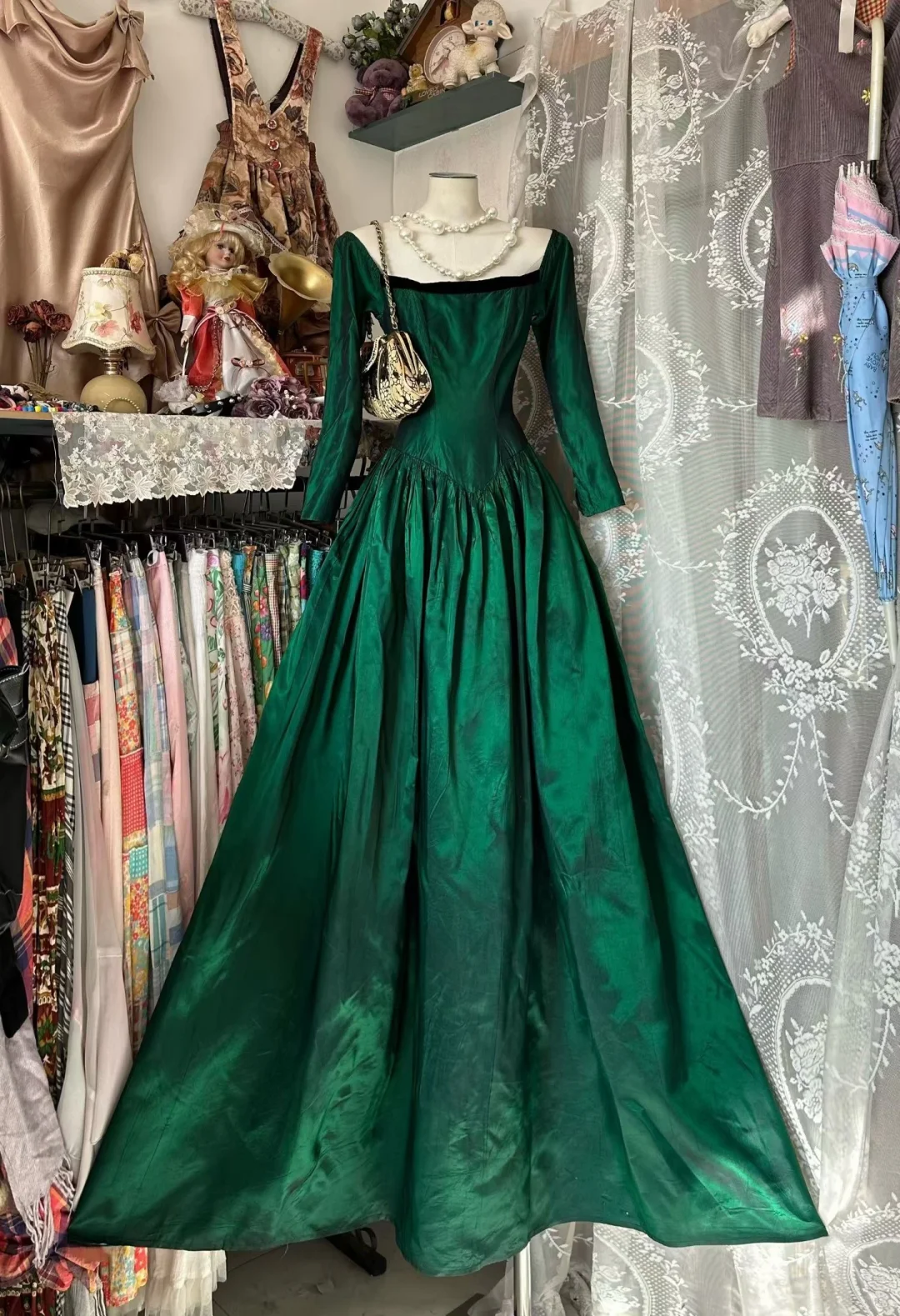 Vintage Emerald A Line Long Sleeve Simple Satin Prom Dress Evening Dress DP5227