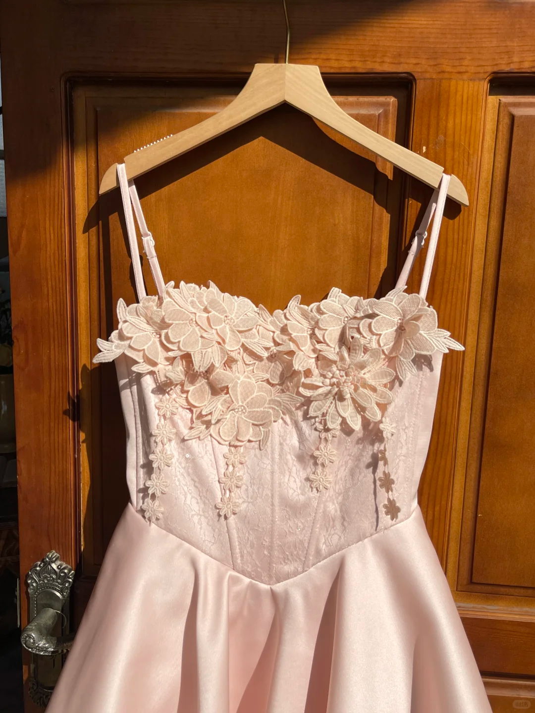 Pink Cute Appliques Floral Satin Short Homecoming Dress Date Dress Cocktail Dress DP2953
