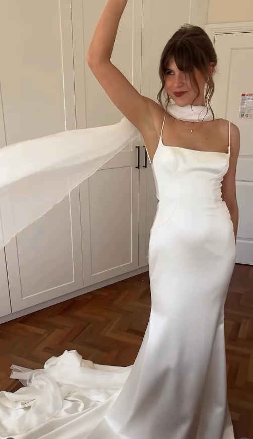 Stunning Mermaid Spaghetti Strap White Satin Open Back Wedding Dresses DP4347