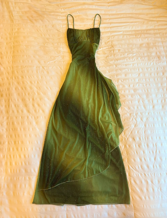 Green Ombre A Line Spaghetti Strap Ruffle Chiffon Evening Dress Date Dress Outfits DP3106