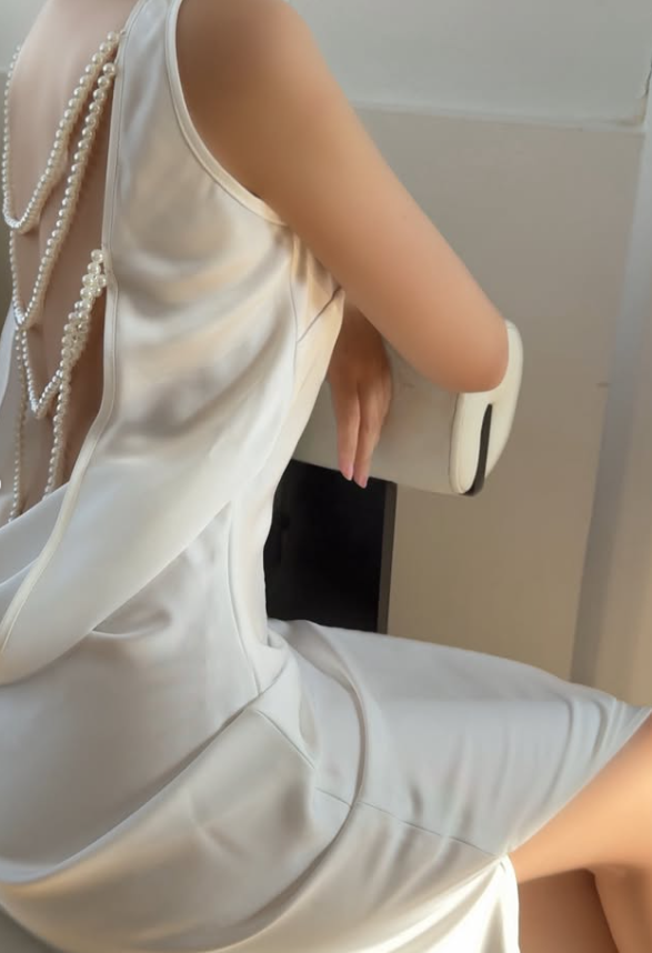 Beautiful Pearl Sheath White Satin Backless Long Prom Dress Evening Dress DP7958