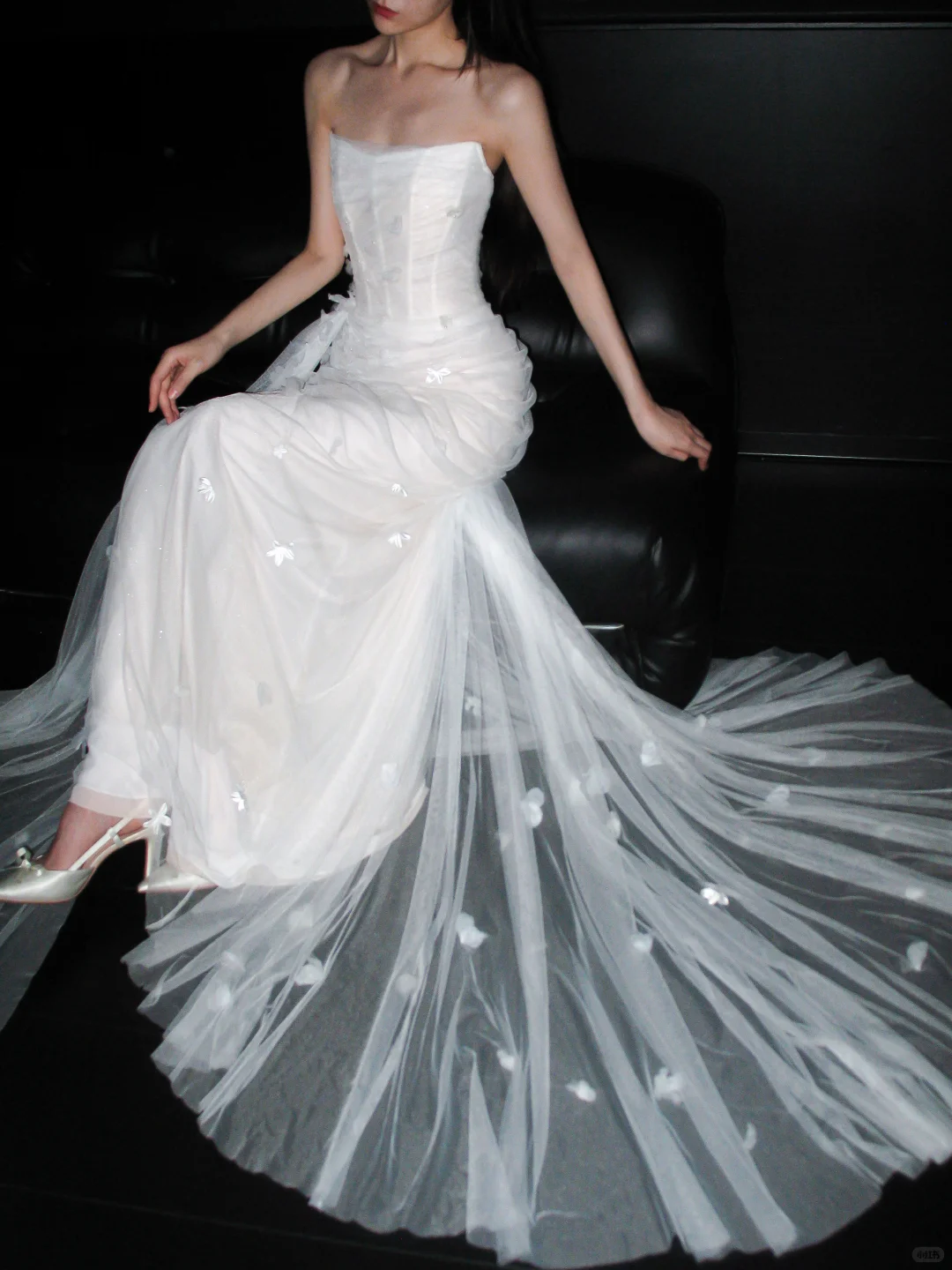Charming Sheath Strapless 3D Floral White Tulle Long Wedding Dress DP5797