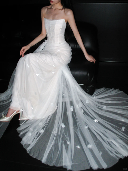 Charming Sheath Strapless 3D Floral White Tulle Long Wedding Dress DP5797
