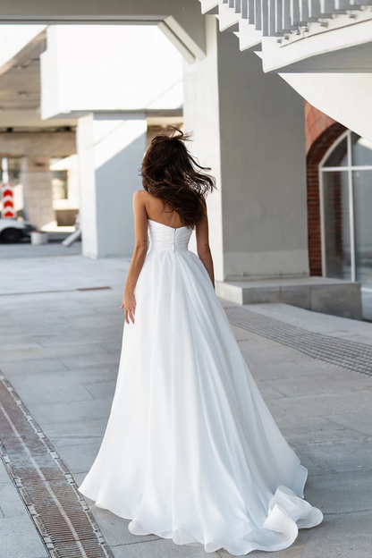 Stunning A Line Sweetheart Neck Pearl White Organza Prom Dress Wedding Dress DP3889