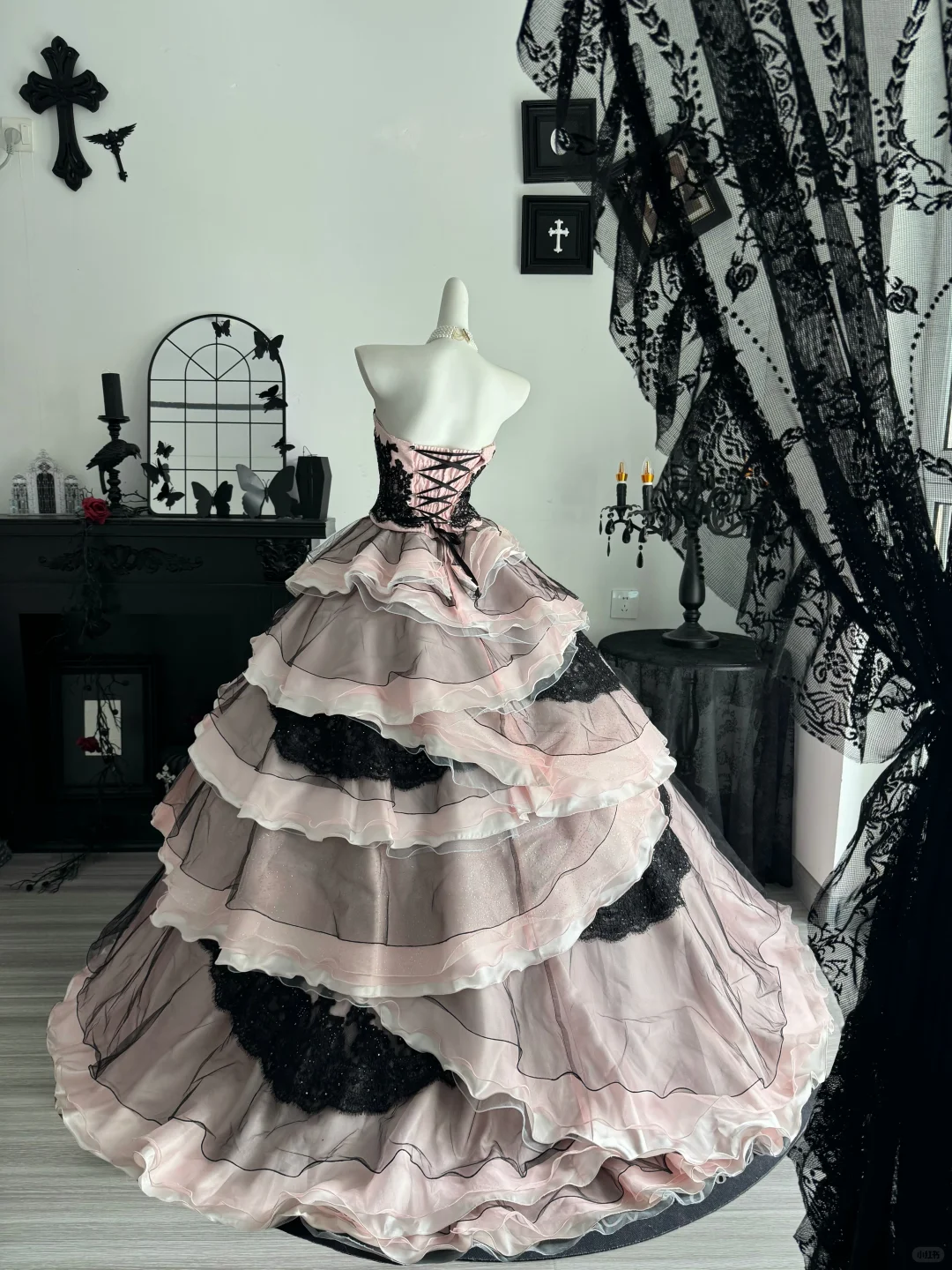 Black-pink Ball Gown Strapless Layered Organza Prom Dress Quinceanera Dress DP6969