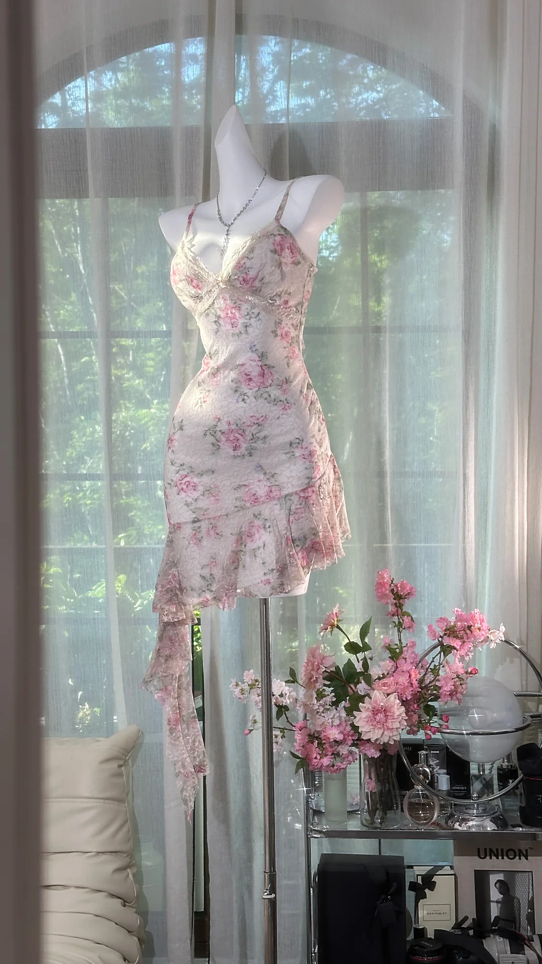 Vintage Sheath Straps Print Floral Lace Ruffle Short Homecoming Dress Outfits DP4950