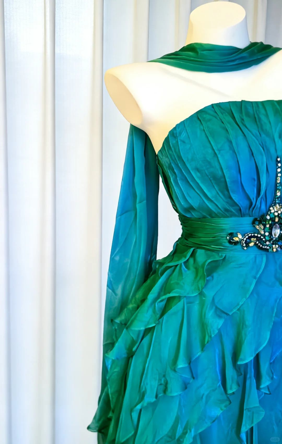 Vintage Stunning A Line Strapless Beaded Layered Ruffle Chiffon Short Homecoming Dress DP4723