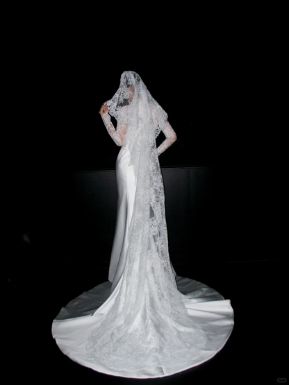 Classic Mermaid Long Sleeve White Lace Satin Long Wedding Dress DP5792