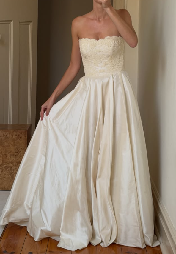 Vintage A Line Strapless Simple Lace Satin Long Wedding Dress DP7697
