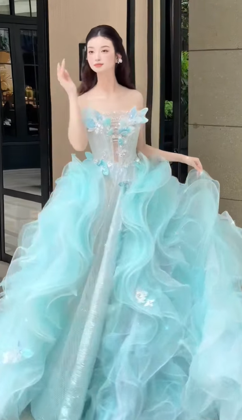 Stunning Blue Ball Gown Strapless Beaded Ruffle Organza Long Prom Dress DP4610