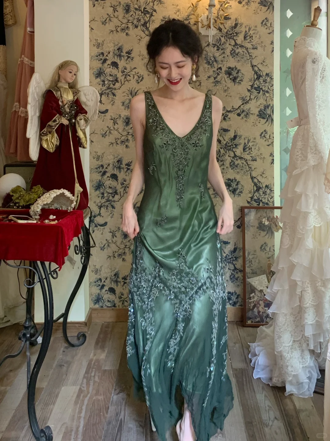 Vintage Mermaid V Neck Beaded Dark Green Chiffon Satin Prom Dress Party Dress DP3705