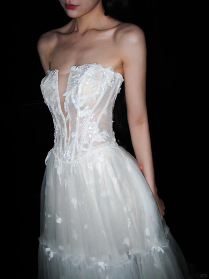 New A Line Strapless White Appliques Tulle Long Wedding Dress DP8082