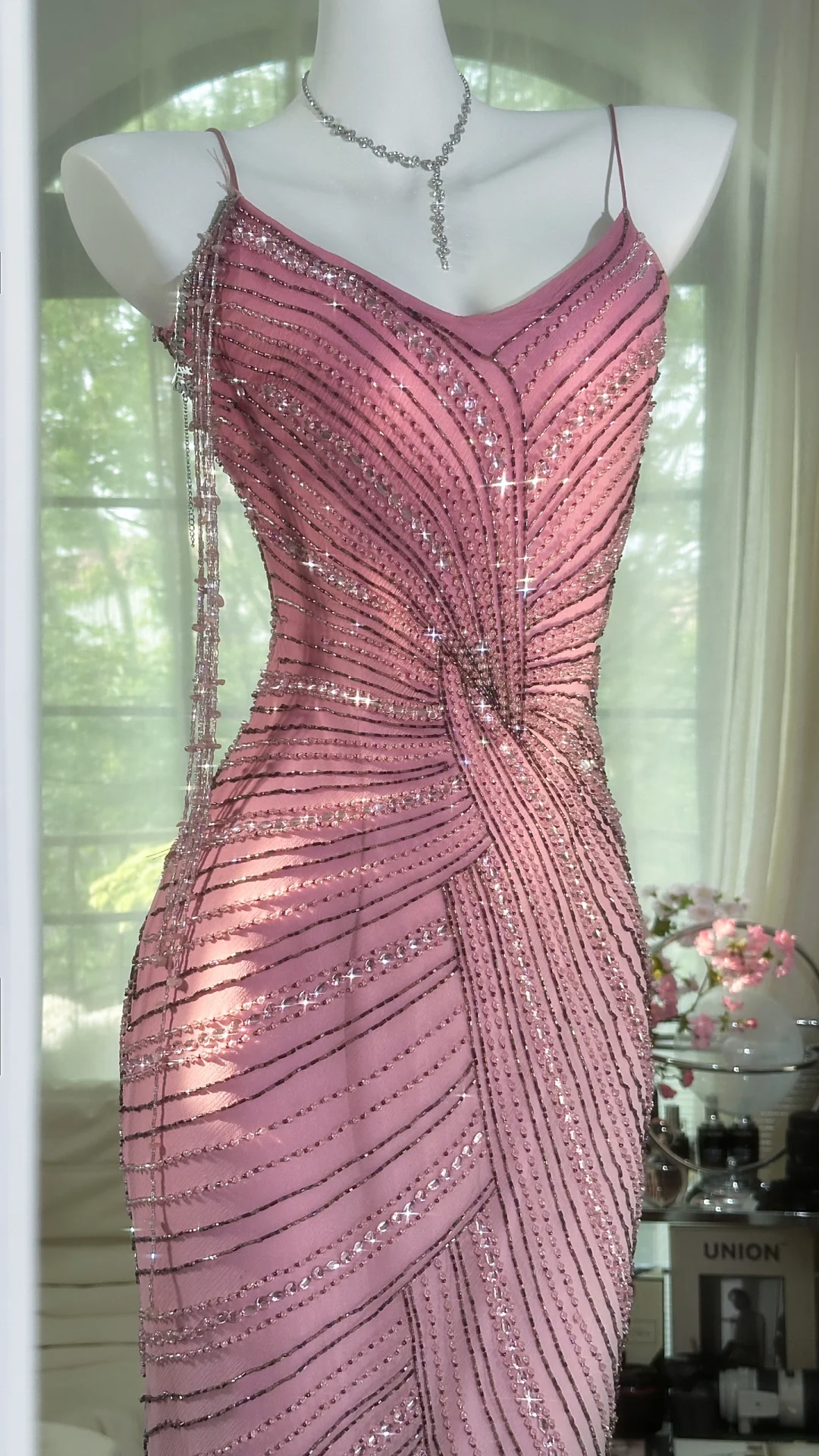Charming Sheath Spaghetti Strap Beaded Pink Chiffon Party Dress Homecoming Dress DP2440